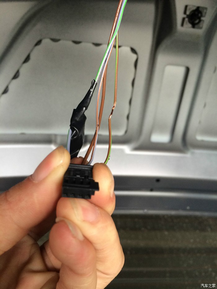 【图】宝马5系电动尾门_宝马X1论坛