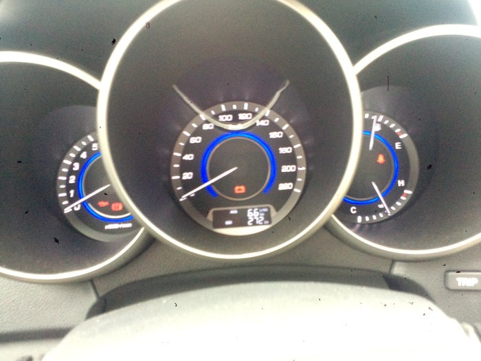 【图】这尼玛油耗伤不起啊!喷写轮胎字!_致尚