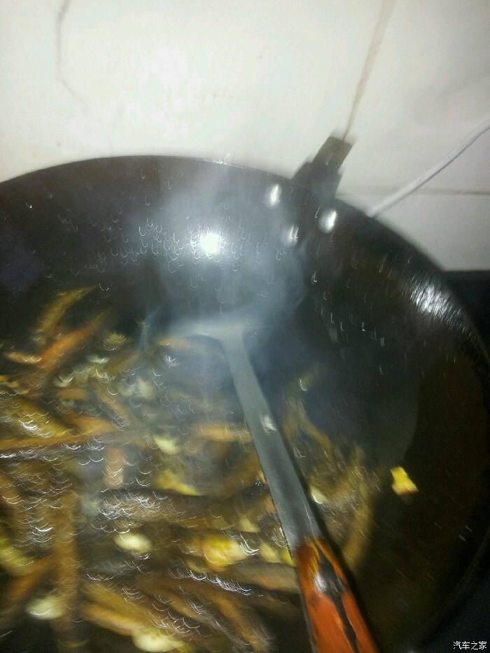 熊哥的油炸泥鳅