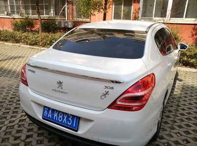 白色308配什么颜色牌照框好看