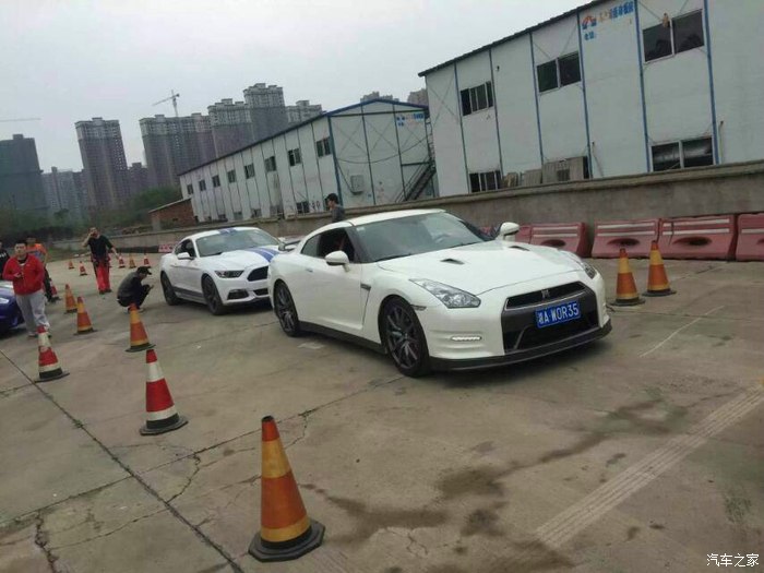 【图】谁说野马不能飘移!有视频为证!