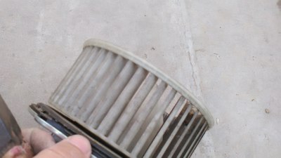 初夏来临,清洗空调风道以及清理鼓风机扇叶!