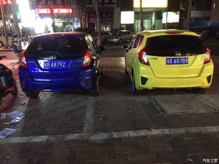 【图】海南旅游看到的,夫妻俩开水果店,一人一