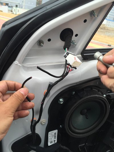 【原创】 爱名 图,1.8自尊DIY右侧盲区 摄像头 (附