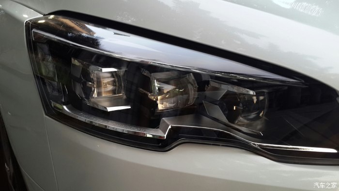 验车小结:4S店提新车时需注意的细节和事项。