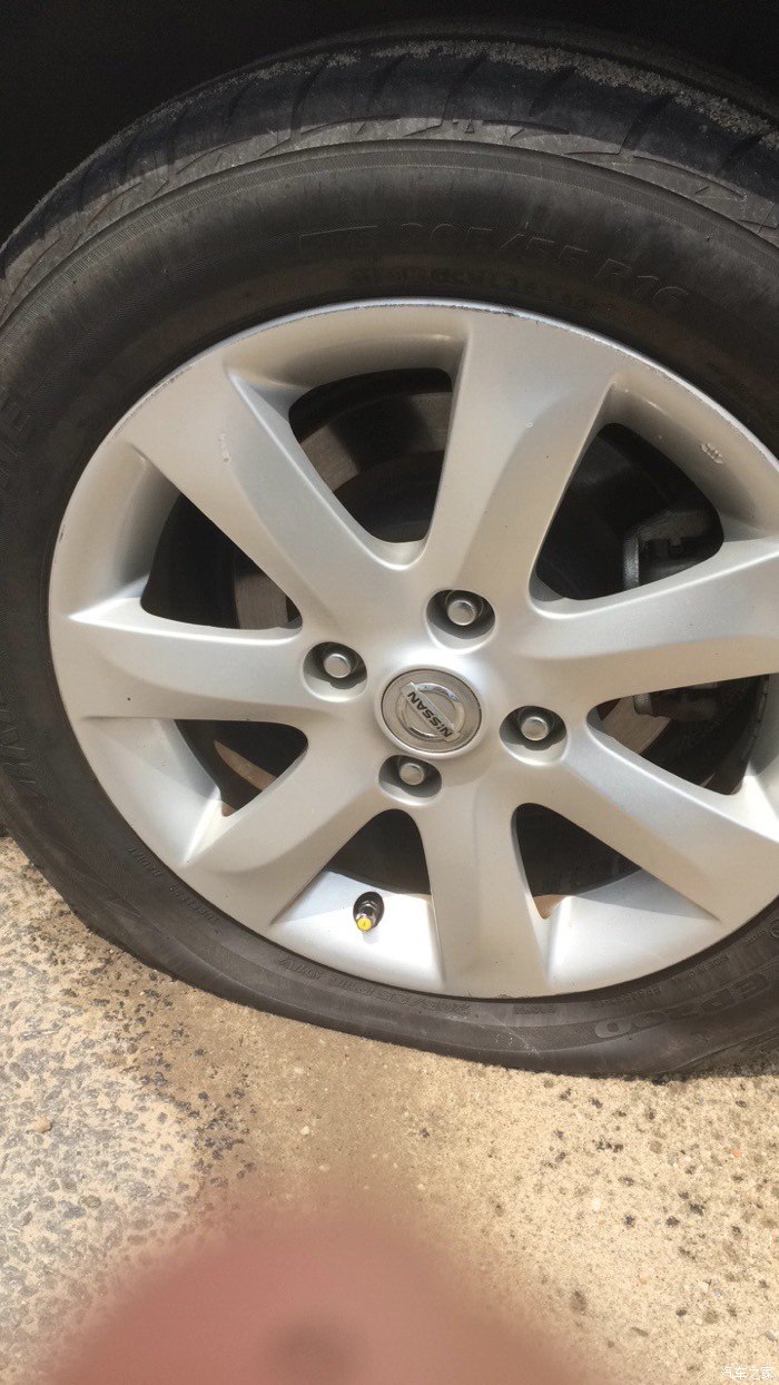 经典轩逸1周后可提车.想换16寸大脚.给意见下.