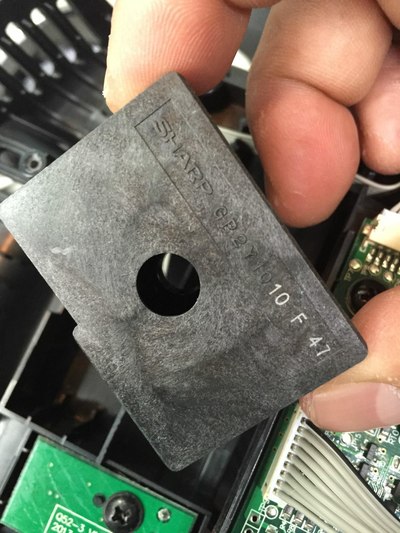 更换C5原车空气净化器灰尘传感器_雪铁龙C5