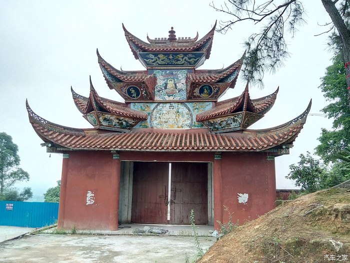 重庆荣昌万灵古镇螺罐山风景区一日游