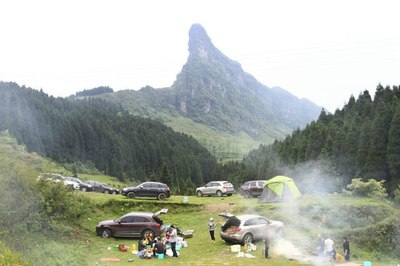 重庆t600精英汇 风吹岭自驾游露营活动