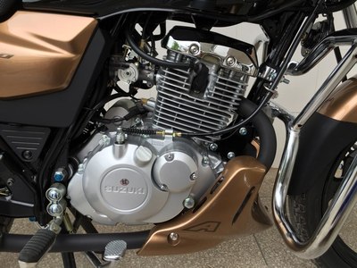 铃木 锐爽EN150A 欧版