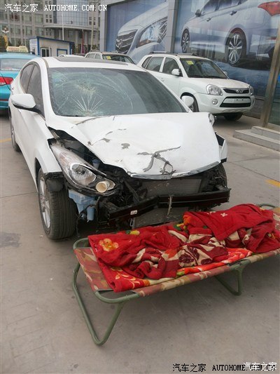 【图】买车买全险,看看这车撞的,后悔不