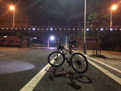 用来形容时间漫长难熬的四字成语-形容时间漫