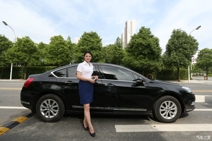 【图】金屋不藏娇,媳妇大方亮相,制服诱惑,敢进