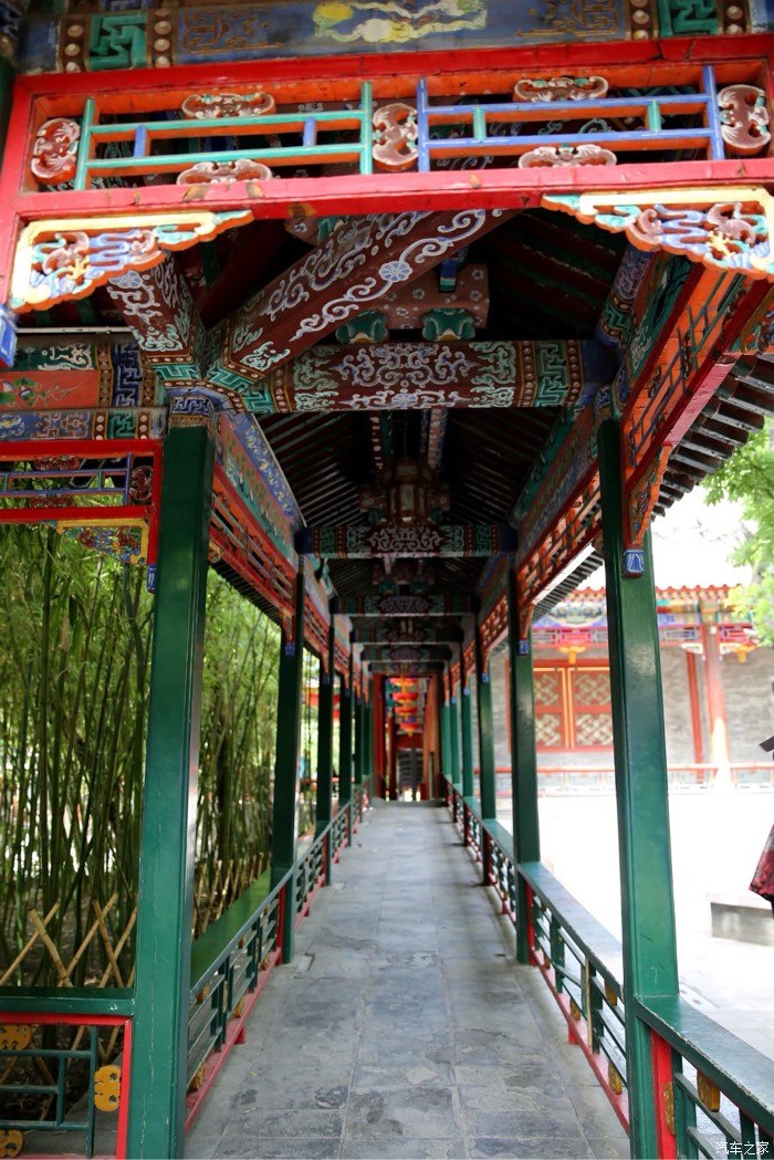 恭亲王府内拍摄--世界最大的四合院