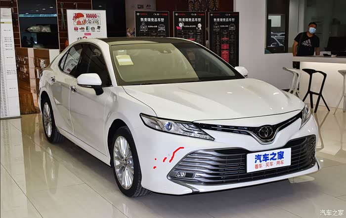 珍珠白白色车漆补漆大概多少钱