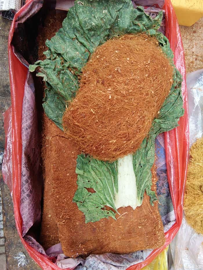 各种切丝细度,不同烟叶部位的水烟刀烟丝,记忆中祖父们的最爱.