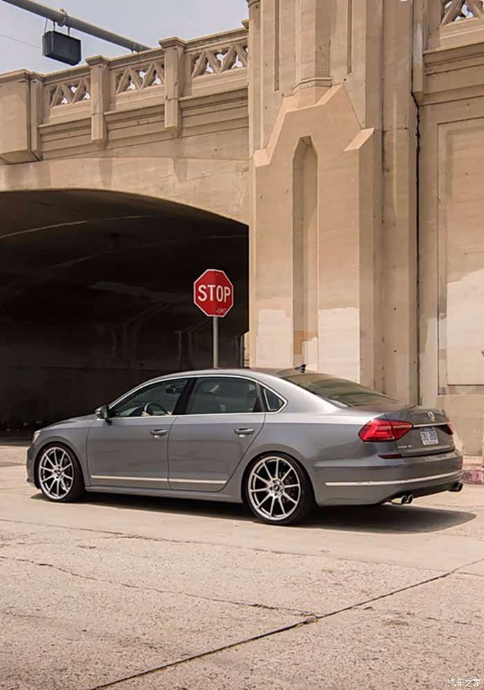 2016大众帕萨特v6sel改装具有更强劲的悬挂和美学设计