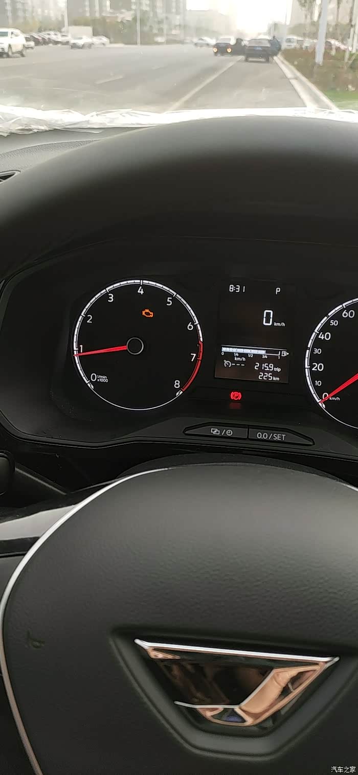 捷达vs5仪表盘亮黄灯了什么情况刚买的新车