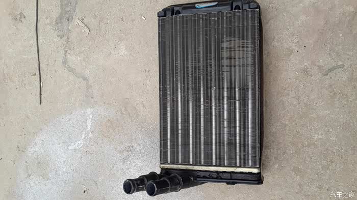 罪魁祸首暖风水箱,修车师傅说捷达车水温高压力大胀坏暖风水箱是通病