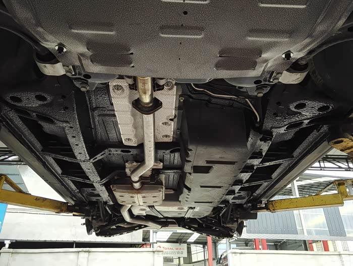 【图】喷底盘装甲的来看看_探界者论坛_汽车之家论坛