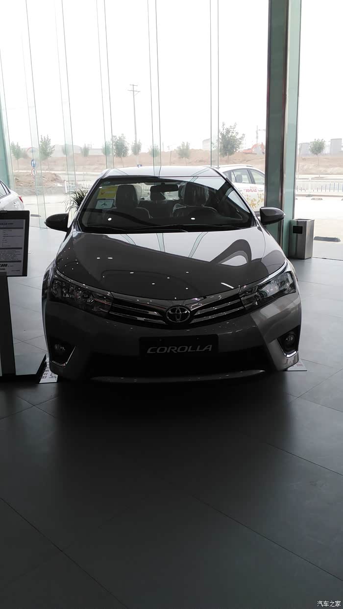 【混动】卡罗拉实车,目前展车中的稀有颜色,铂青铜?