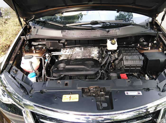 6756 | 回复: 43 瑞虎7论坛 为什么现在奇瑞车型的发动机舱显得很凌乱