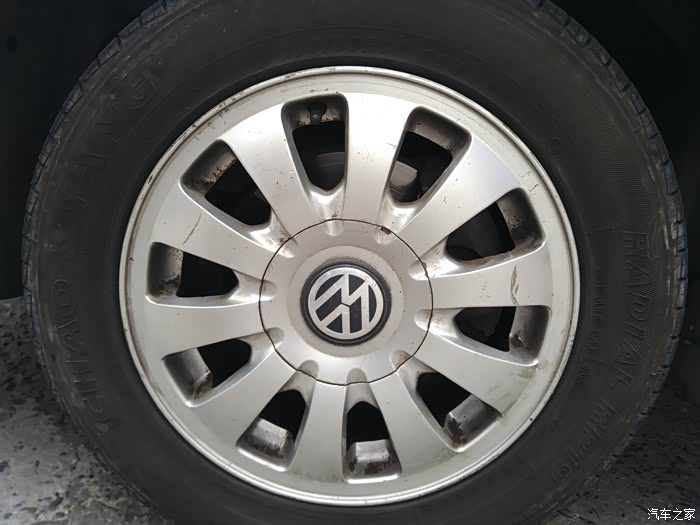 诚心求桑塔纳3000或志俊铝合金轮毂,双五幅或双七幅的,我在济南