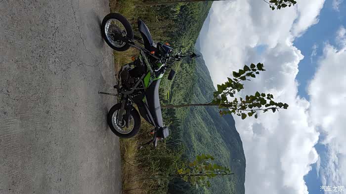 路上风景顺便跑一下磨合