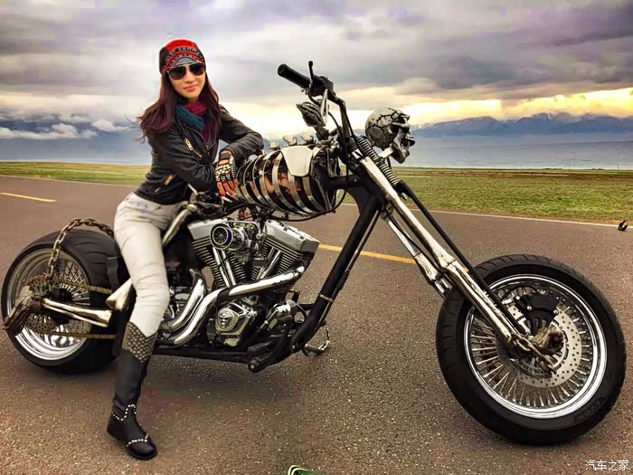 哈雷机车女孩