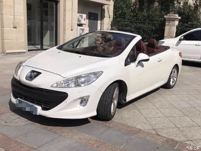 敞篷车11年5月上牌标致308cc09款115万