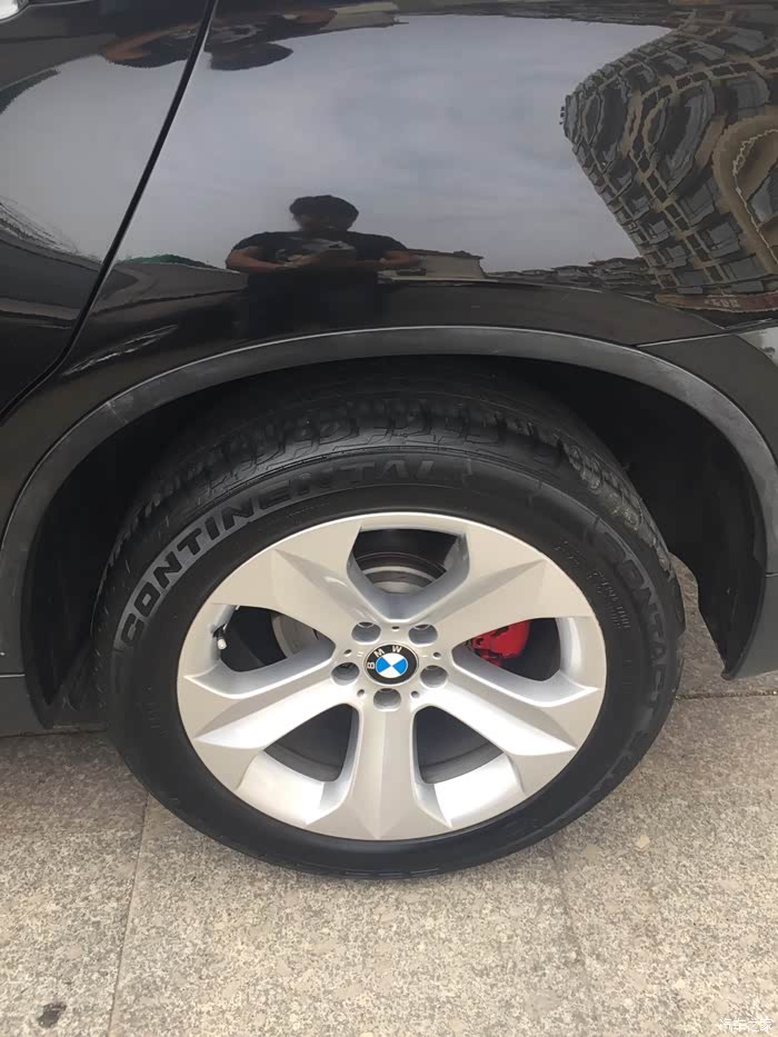 出售原装进口宝马x6轮毂轮胎一套19寸不单卖