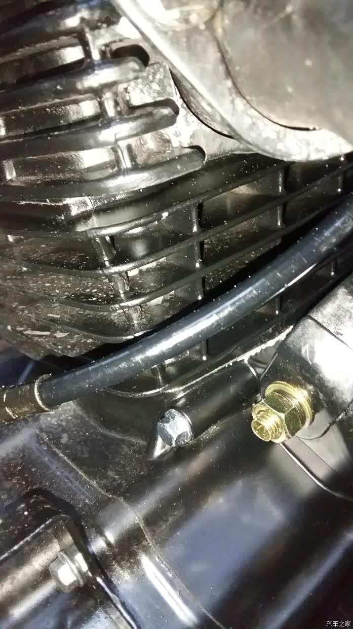 【图】嘉陵超悍150缸体漏机油现象_摩托车论坛_汽车之家论坛