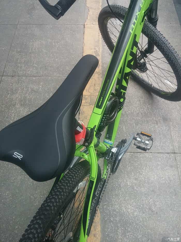 菜鸟提闷骚绿捷安特atx850