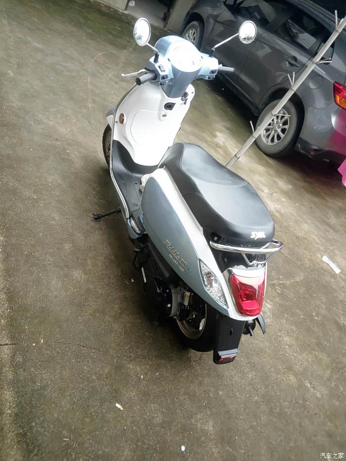 求推荐个踏板代步,偶尔能跑长短途的