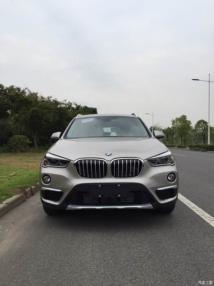 你见过开士米银吗?有点像香槟,那颜色不错