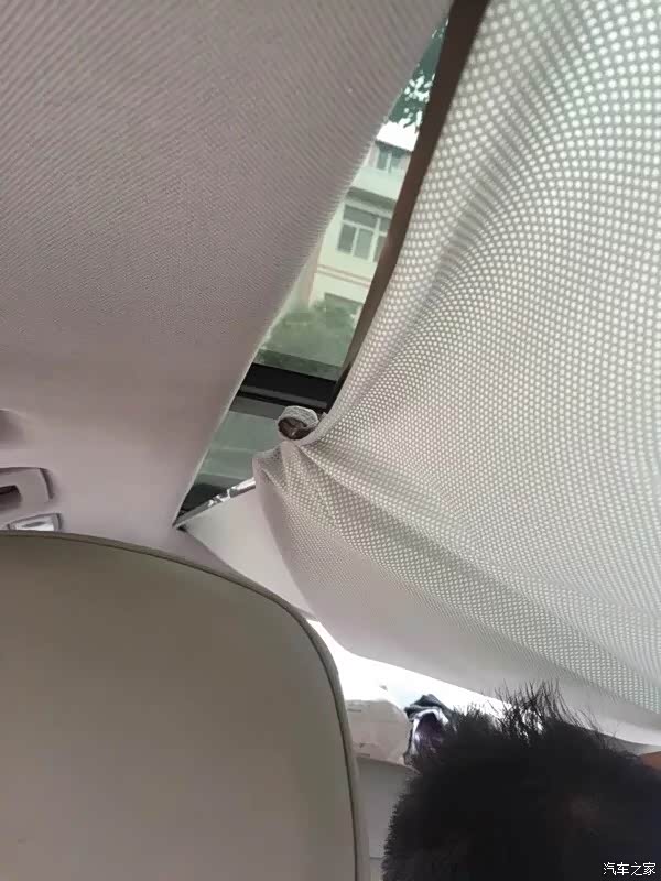 更换天窗卷帘布