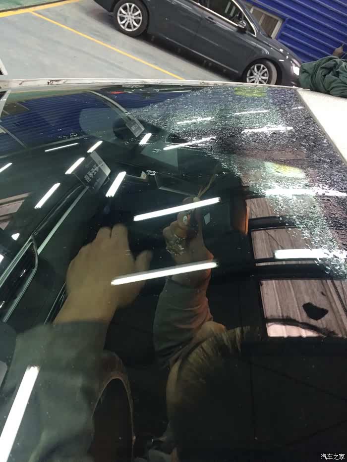 【图】14款3084s换圣戈班风挡玻璃_标致308论坛_汽车之家论坛