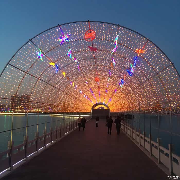 元宵节滨州中海秦皇河灯会随拍