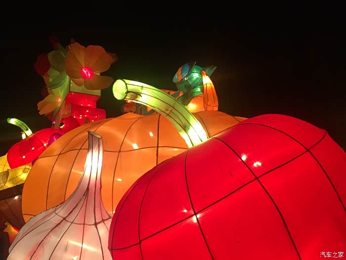 元宵节滨州中海秦皇河灯会随拍