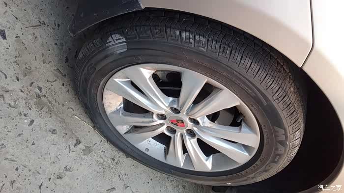 【图】胎压不足警报_荣威550论坛_汽车之家论坛