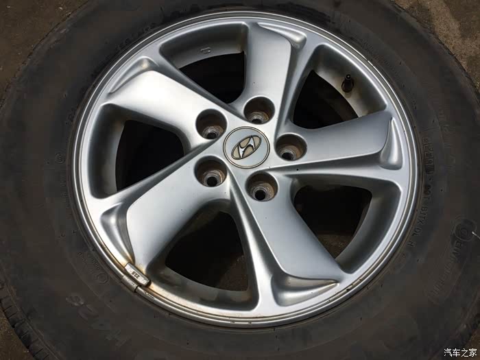 5j轮毂有人要吗?原车升级拆下来的._北京现代ix35论坛_汽车之家论坛