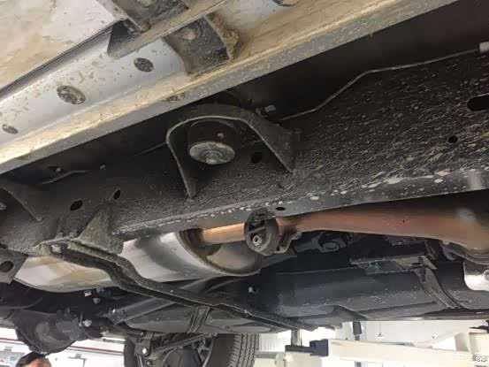 1900 | 回复: 5 荣威rx8论坛 荣威rx8-真实提车时的感想 以上底盘的