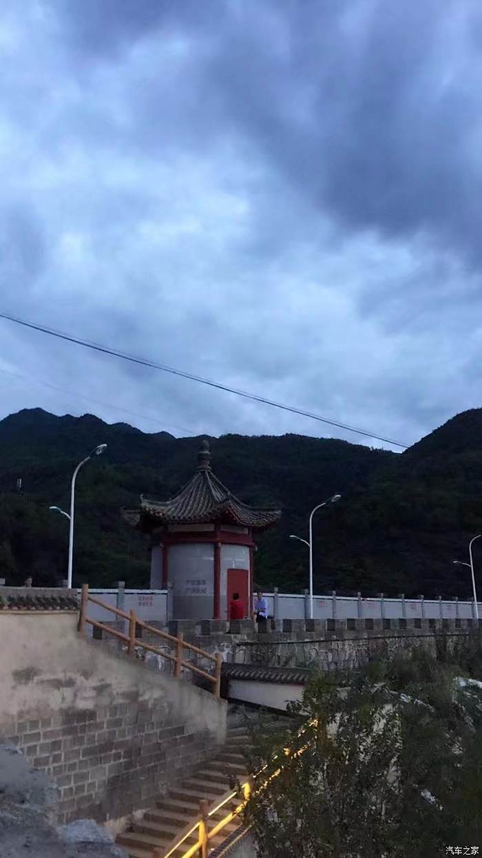 雷凌帶著我們全家去山裡納涼湯峪湖森林公園