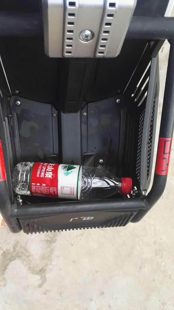 我的日常通勤利器-雅迪x-van