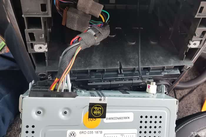 野帝车享版安卓大屏换原厂斯柯达版mib187b中控步骤