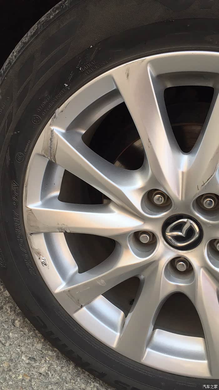 收购阿特兹原车17寸轮圈连轮胎一起