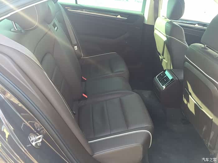 做人低调,座驾奢华,辉昂首选