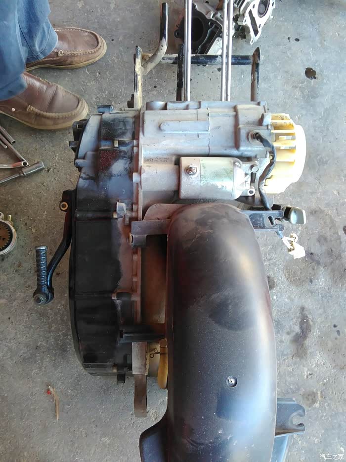 迅鹰发动机曲轴断了