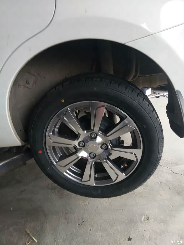 俺的新赛欧换15寸轮毂感受