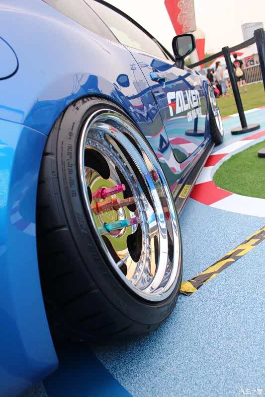 出售一套全新日本飞劲轮胎